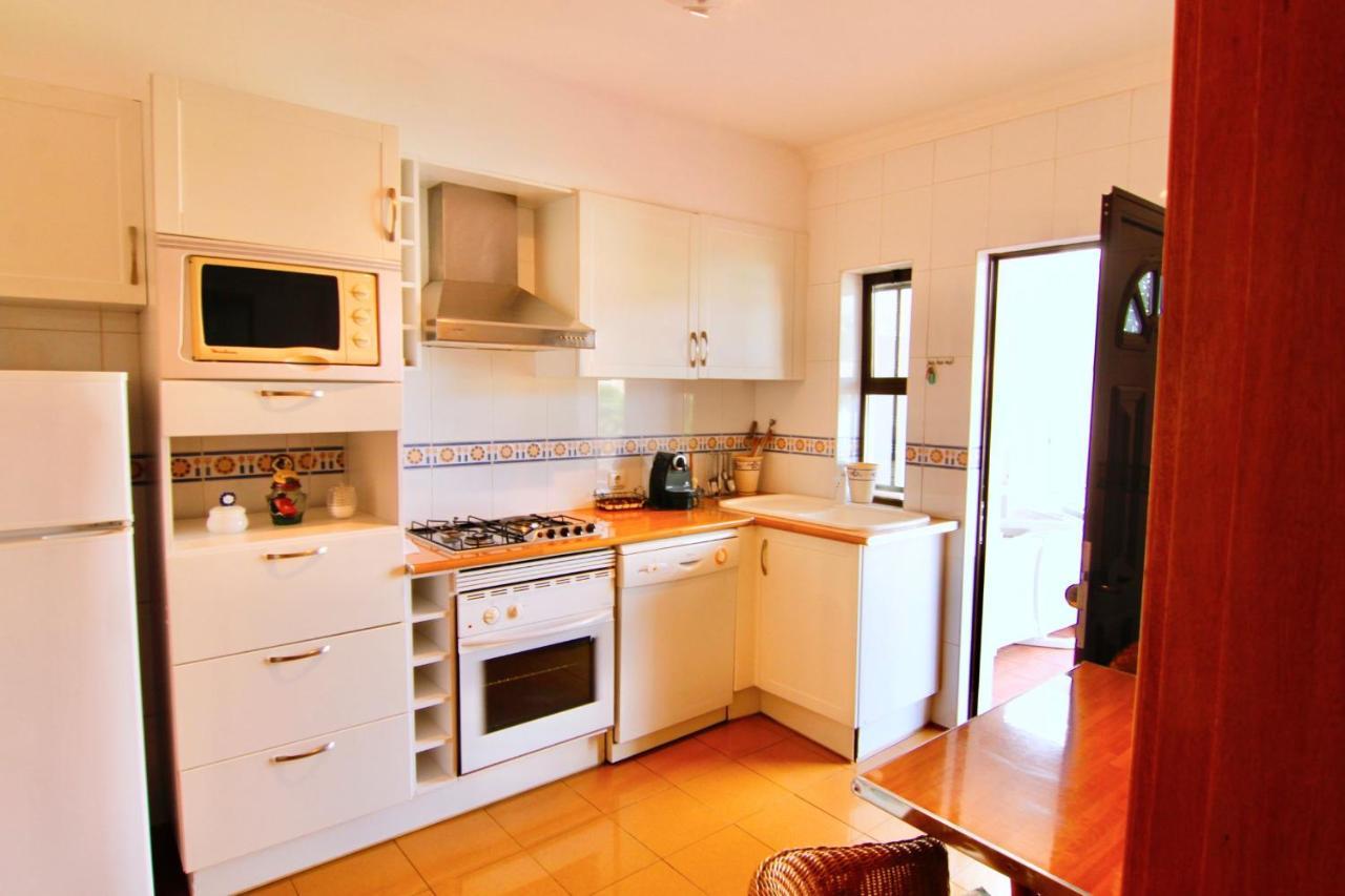 LovelyStay - Alto dos Caliços 2BR House with Garden Albufeira Exterior foto