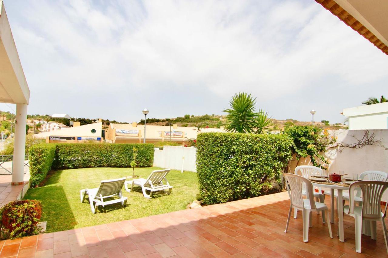 LovelyStay - Alto dos Caliços 2BR House with Garden Albufeira Exterior foto