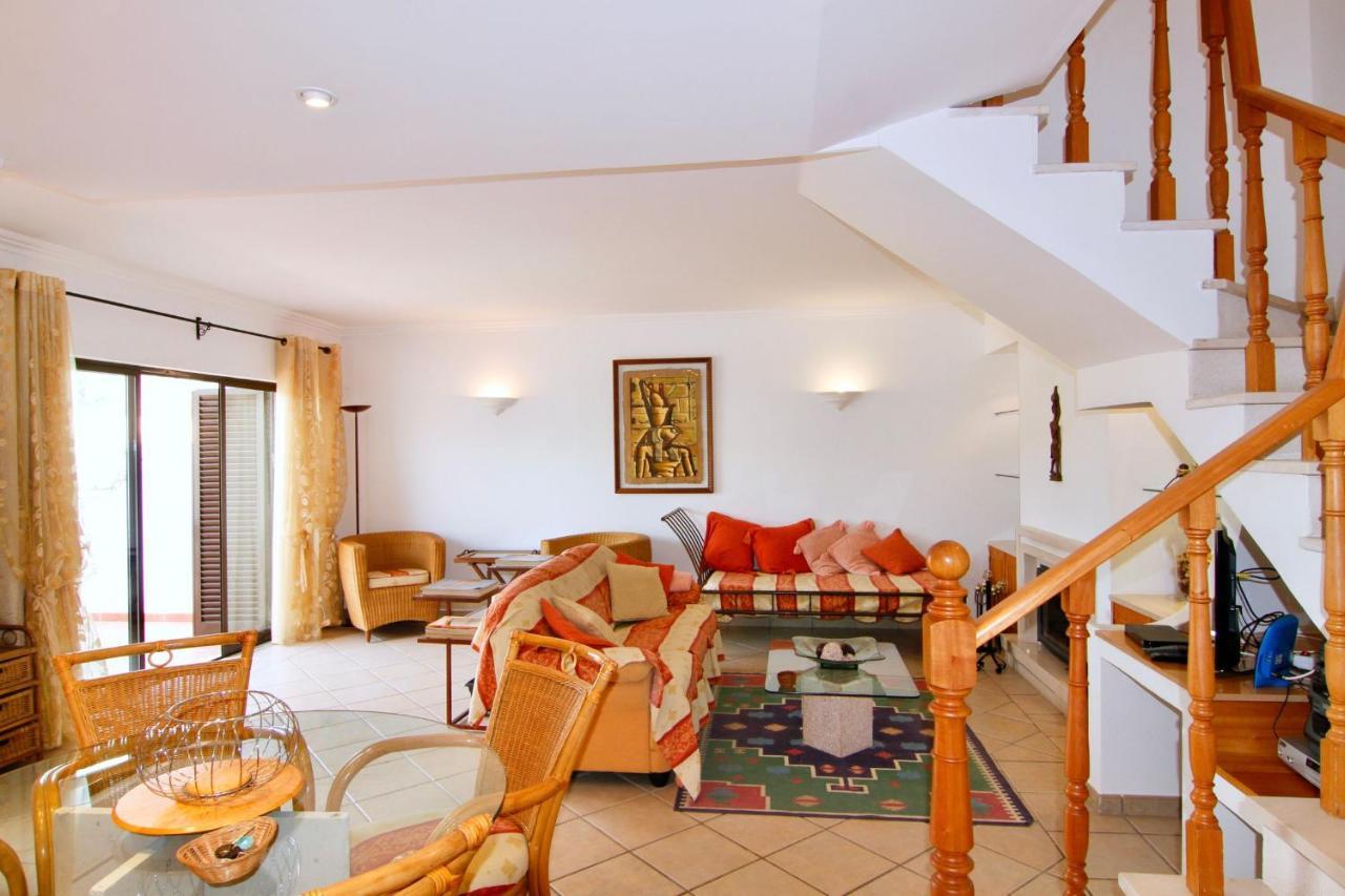 LovelyStay - Alto dos Caliços 2BR House with Garden Albufeira Exterior foto